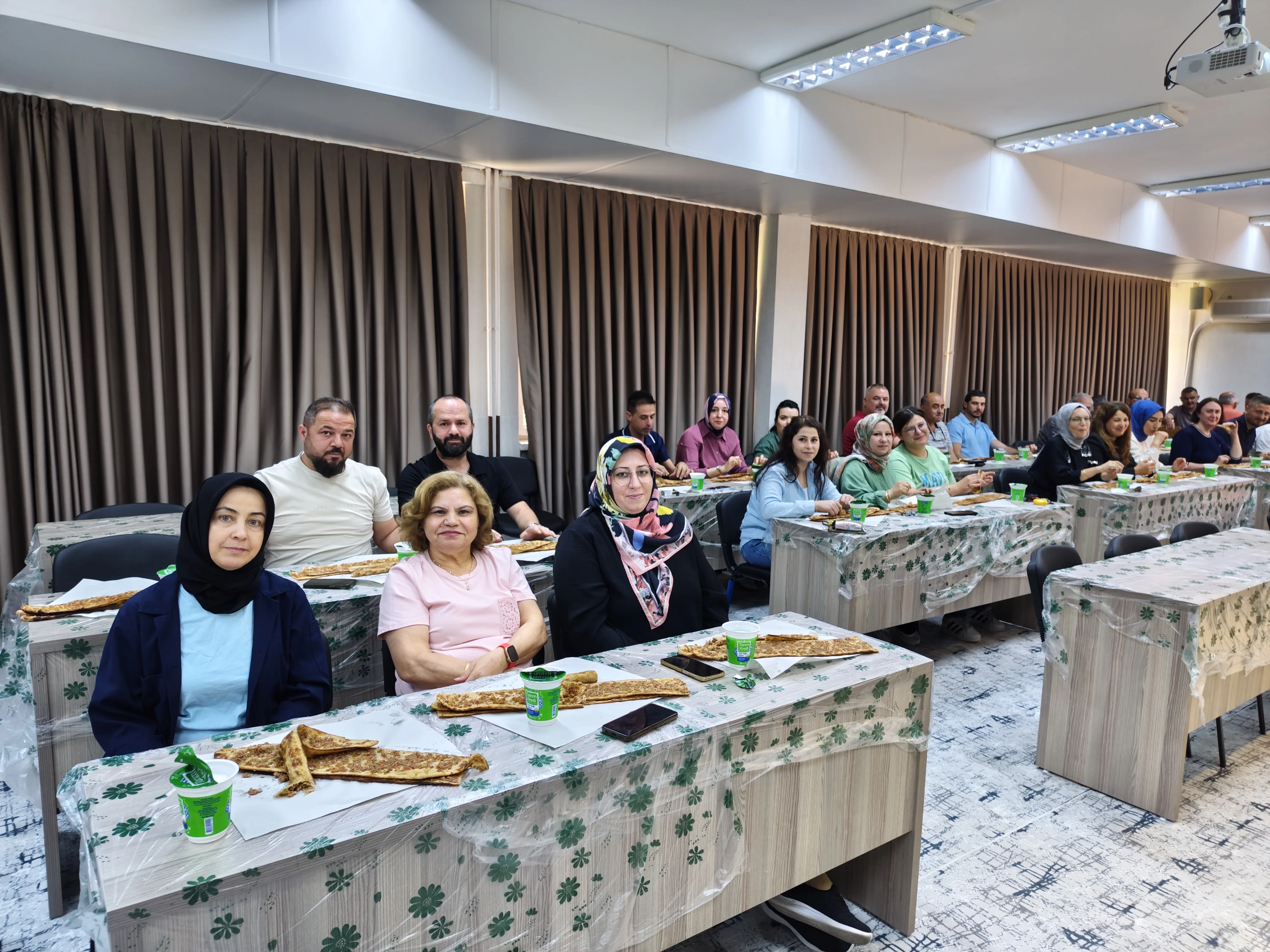 Selçuk Üniversitesi Edebiyat Fakültesi’nde Vefa ve Veda Programı